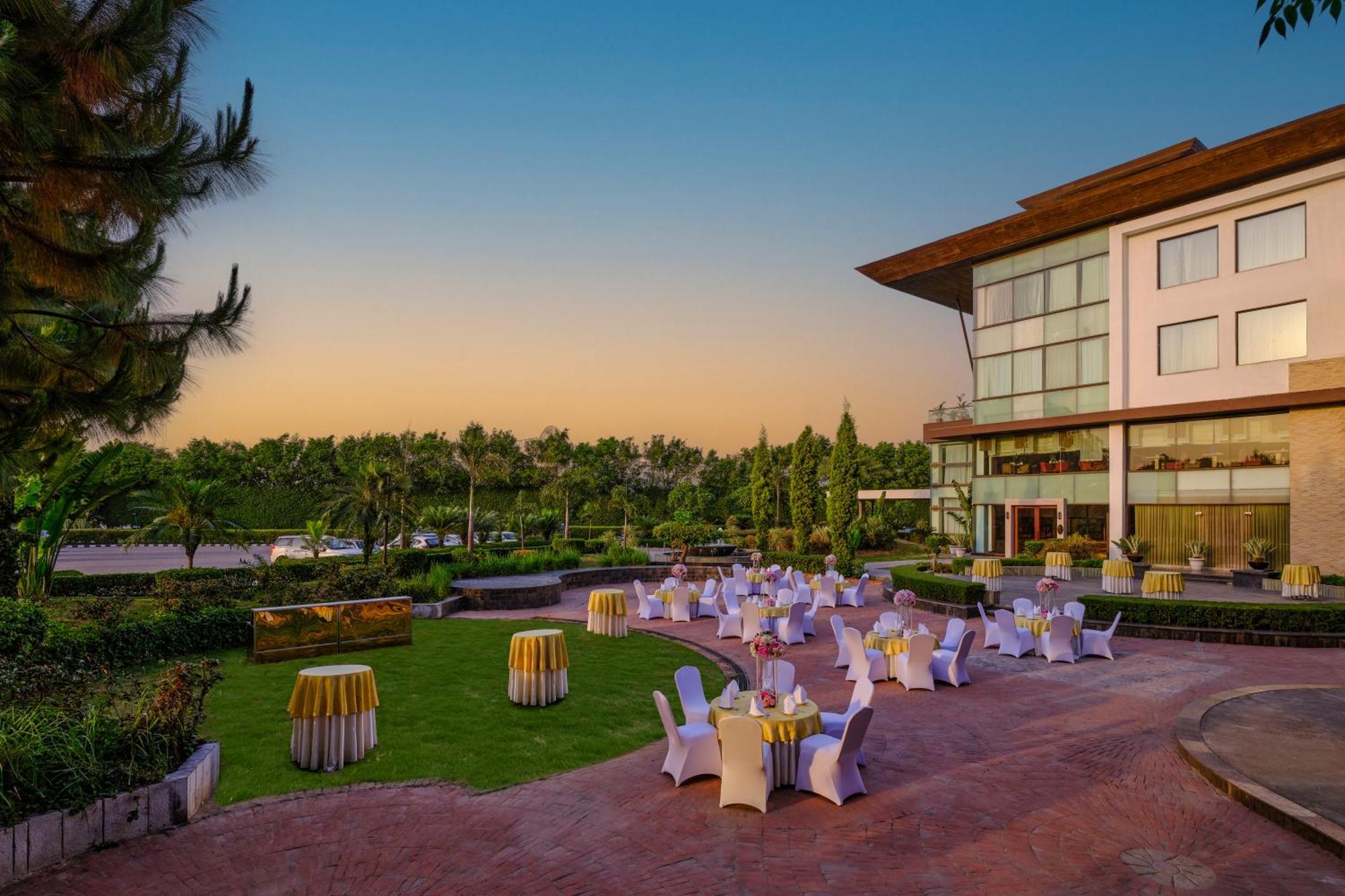 Best Western Country Woods Ambāla מראה חיצוני תמונה