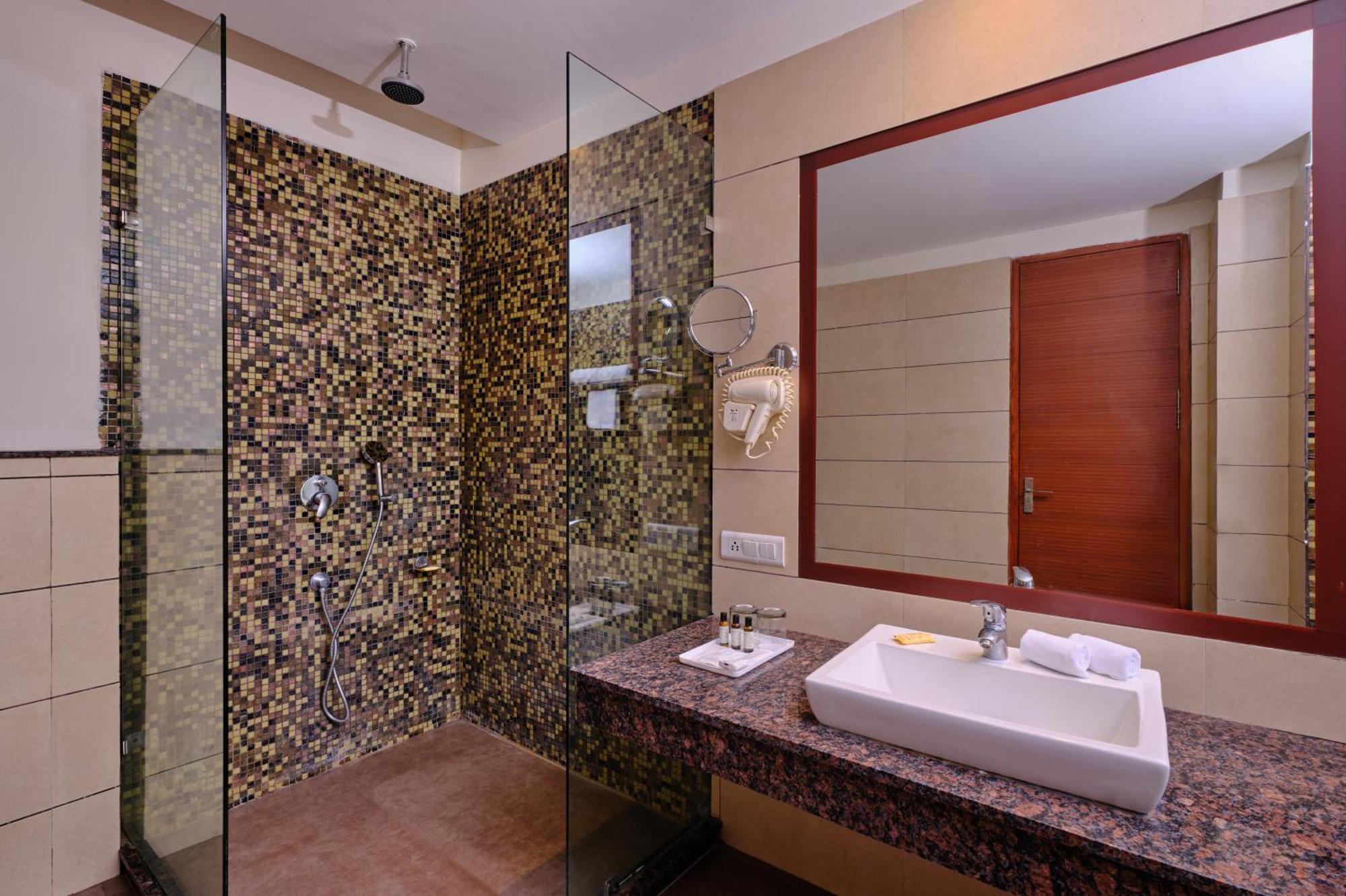 Best Western Country Woods Ambāla מראה חיצוני תמונה